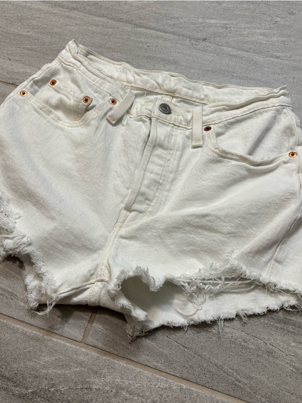 LEVI'S 501 High Rise Womens Denim Shorts - Picture 5 of 10